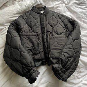 Stylenanda Cropped Quilted Jacket with Drawstring